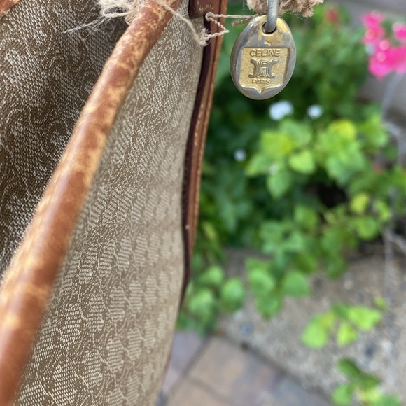 Celine coated canvas clutch monogram tan E - Picture 6 of 9